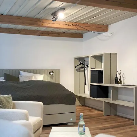 Apartment 3, Schlaf-gut-johannis, *